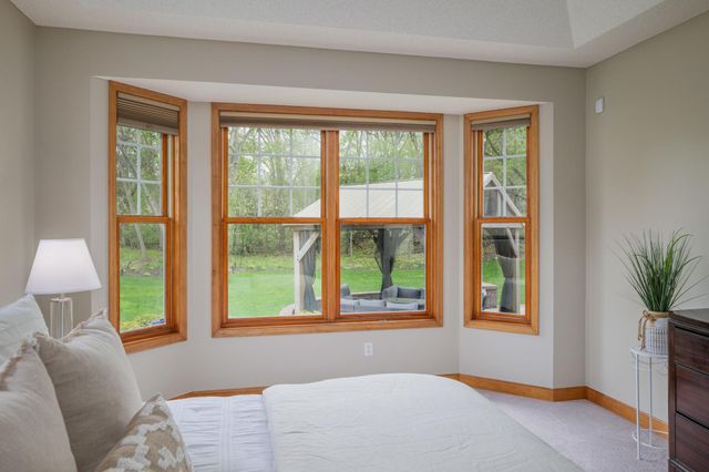 9086 Wildwood Circle, Shakopee, MN 55379