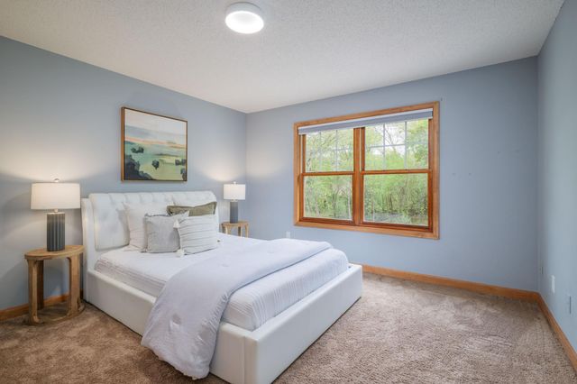 9086 Wildwood Circle, Shakopee, MN 55379