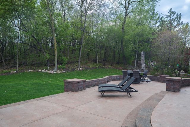 9086 Wildwood Circle, Shakopee, MN 55379
