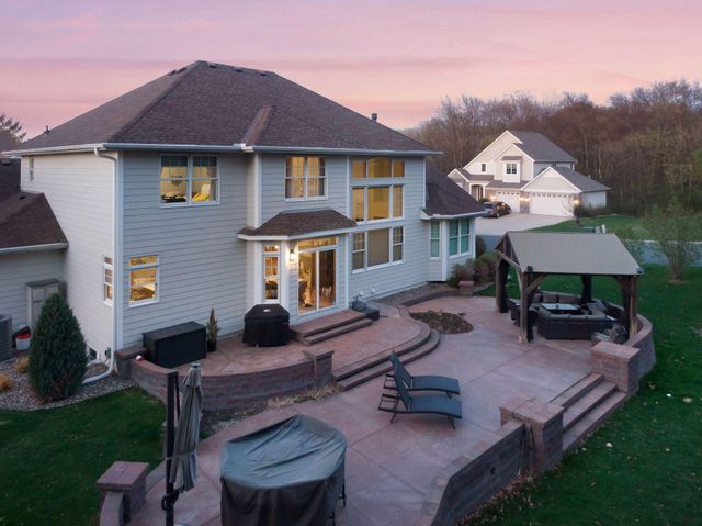 9086 Wildwood Circle, Shakopee, MN 55379