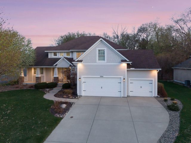 9086 Wildwood Circle, Shakopee, MN 55379