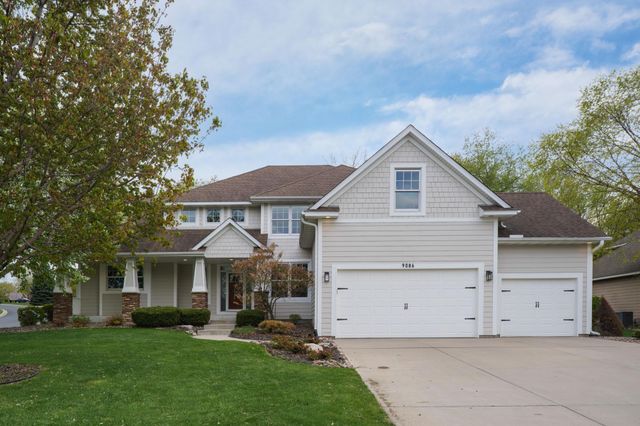 9086 Wildwood Circle, Shakopee, MN 55379