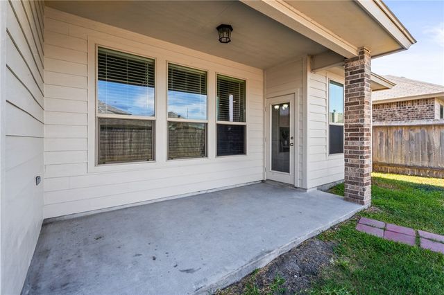 8142 Luz De Luna St, Corpus Christi, TX 78414