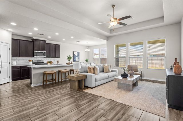 8142 Luz De Luna St, Corpus Christi, TX 78414
