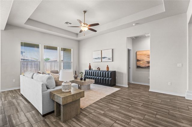 8142 Luz De Luna St, Corpus Christi, TX 78414