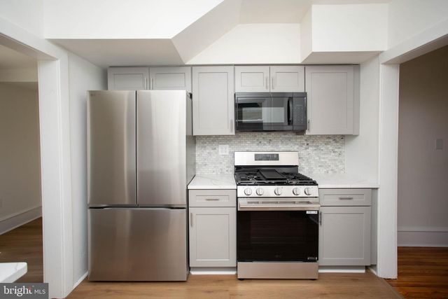 316 W BROAD, Paulsboro, NJ 08066