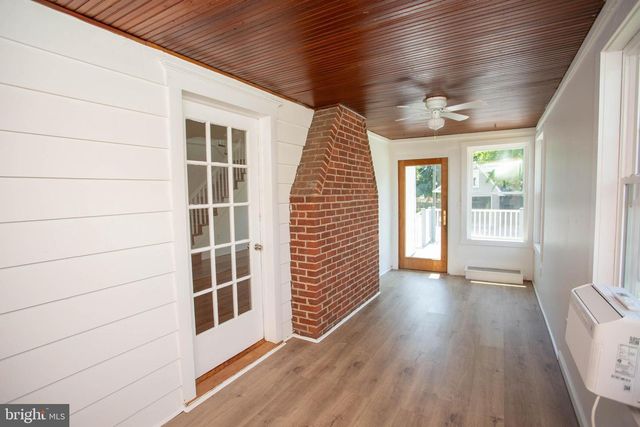 316 W BROAD, Paulsboro, NJ 08066
