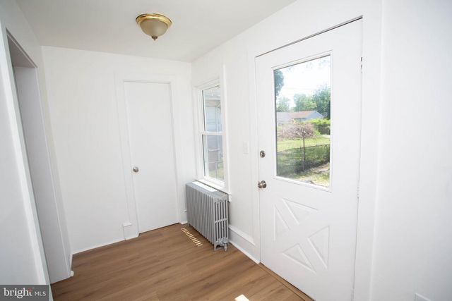 316 W BROAD, Paulsboro, NJ 08066