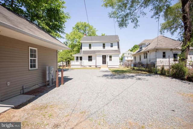 316 W BROAD, Paulsboro, NJ 08066