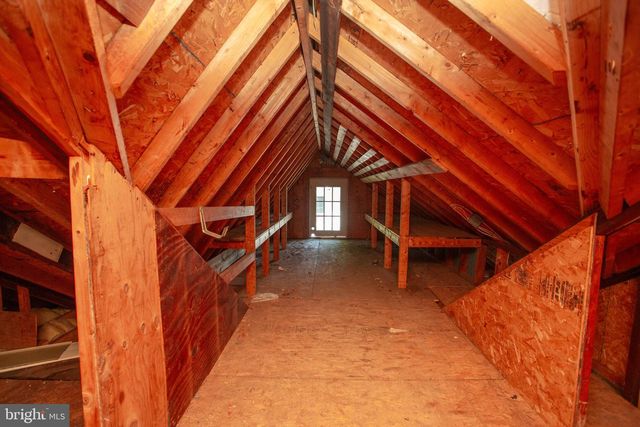 316 W BROAD, Paulsboro, NJ 08066