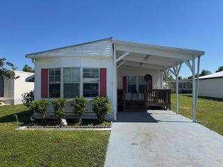 3 Universidad Lane, Port St Lucie, FL 34952