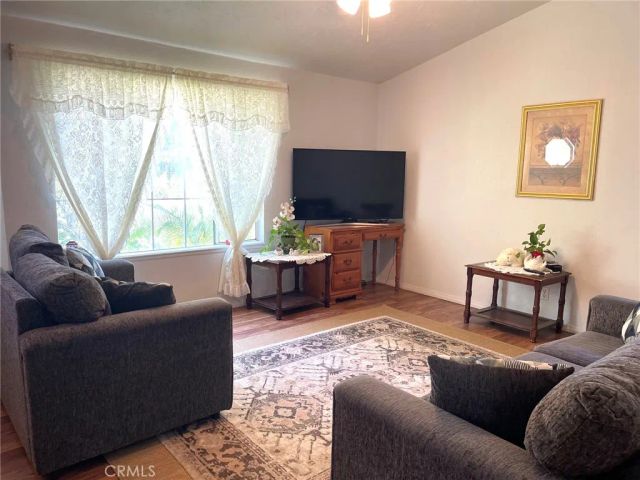 387 Turquoise, Perris, CA 92571