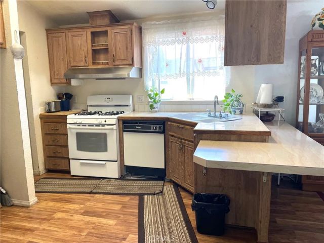 387 Turquoise, Perris, CA 92571