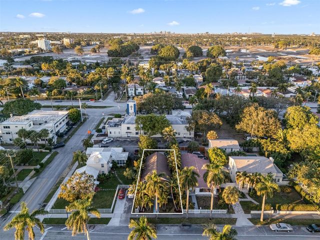 1547 Harrison St, Hollywood, FL 33020