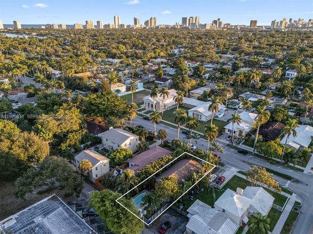 1547 Harrison St, Hollywood, FL 33020