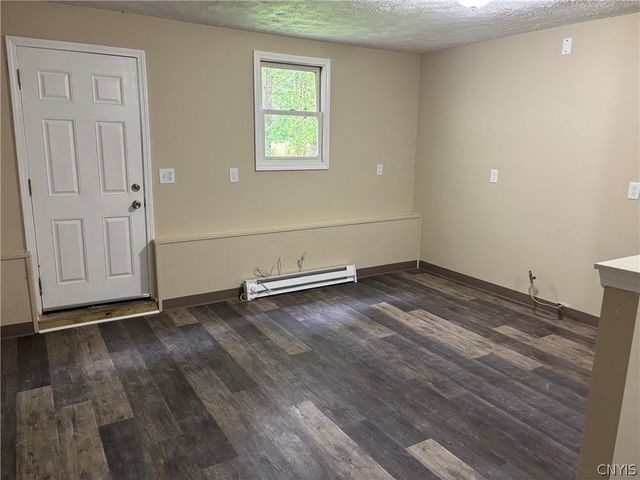 4356 State Route 49, Schroeppel, NY 13069