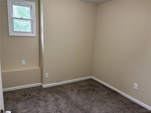 4356 State Route 49, Schroeppel, NY 13069