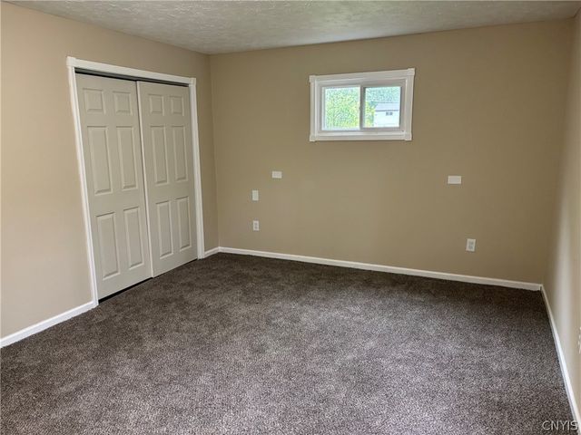 4356 State Route 49, Schroeppel, NY 13069