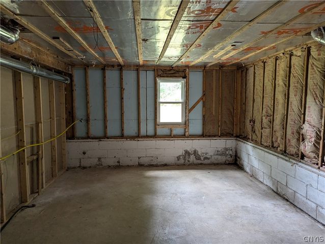 4356 State Route 49, Schroeppel, NY 13069