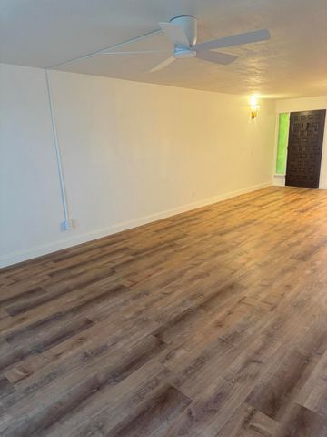 1444 SE Riverside Drive SE B-7, Stuart, FL 34996