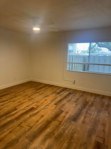 1444 SE Riverside Drive SE B-7, Stuart, FL 34996