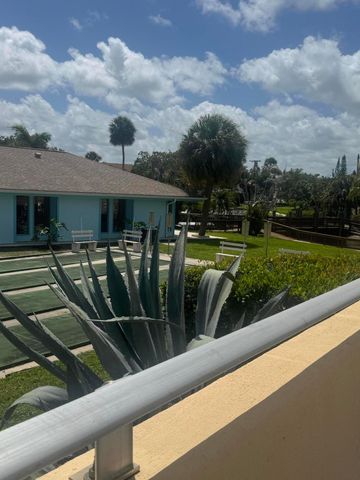 1444 SE Riverside Drive SE B-7, Stuart, FL 34996