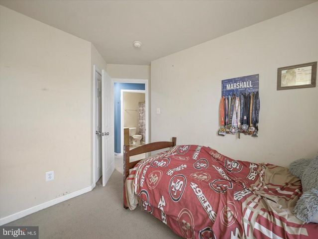 12503 JACKSON AVE, Waynesboro, PA 17268