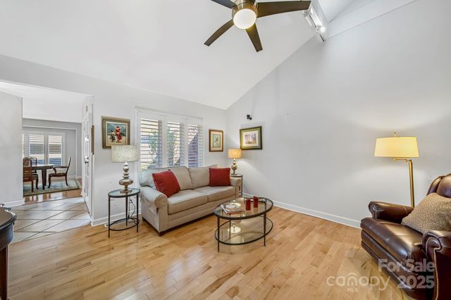 5136 Dunes Court, Charlotte, NC 28226