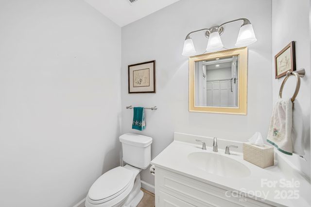 5136 Dunes Court, Charlotte, NC 28226