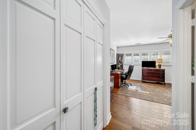 5136 Dunes Court, Charlotte, NC 28226