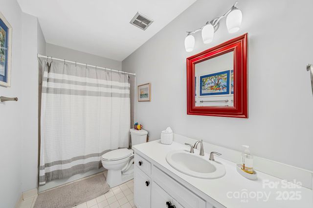 5136 Dunes Court, Charlotte, NC 28226