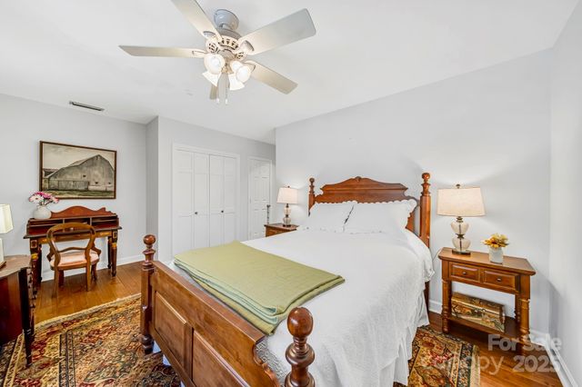 5136 Dunes Court, Charlotte, NC 28226