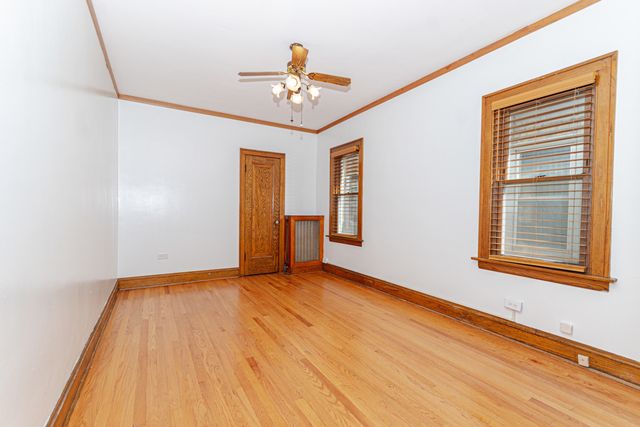 5253 W Wrightwood Avenue, Chicago, IL 60639