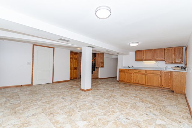 5253 W Wrightwood Avenue, Chicago, IL 60639