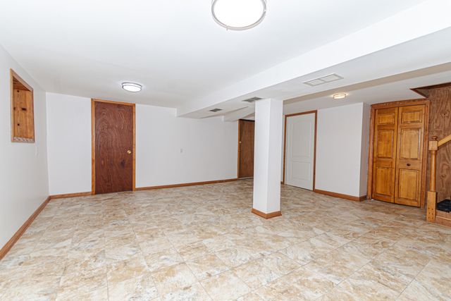 5253 W Wrightwood Avenue, Chicago, IL 60639