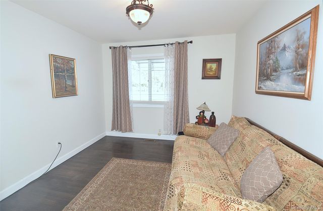 422 Mill River Road, Upper Brookville, NY 11771