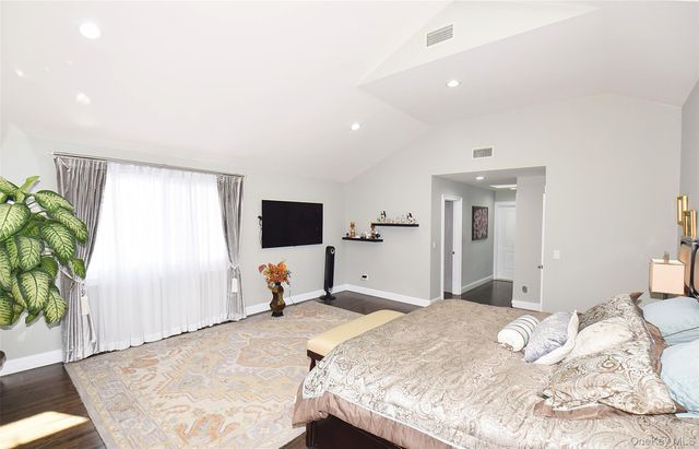 422 Mill River Road, Upper Brookville, NY 11771