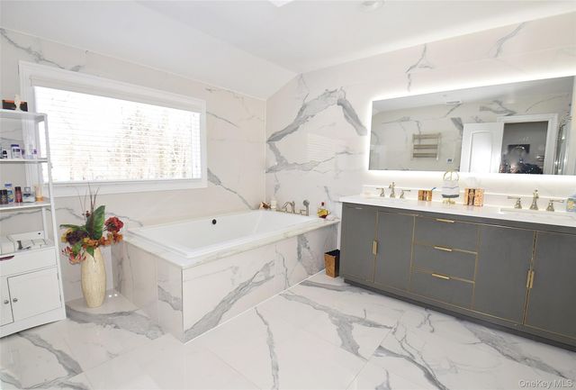 422 Mill River Road, Upper Brookville, NY 11771