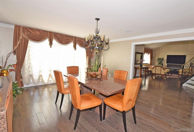 422 Mill River Road, Upper Brookville, NY 11771