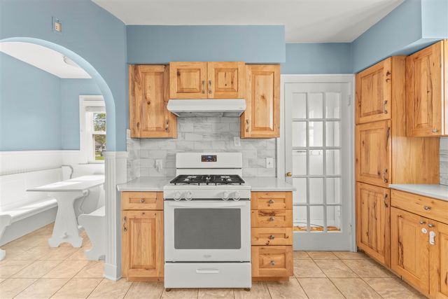 1630 Mills Avenue, Muskegon, MI 49445