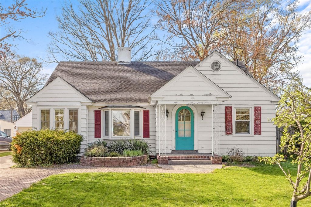 1630 Mills Avenue, Muskegon, MI 49445