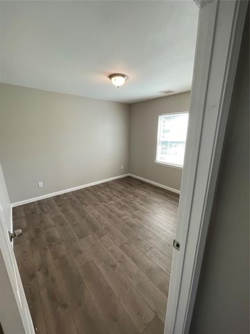 3211 Retta Street, Houston, TX 77026