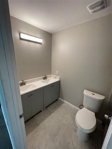 3211 Retta Street, Houston, TX 77026