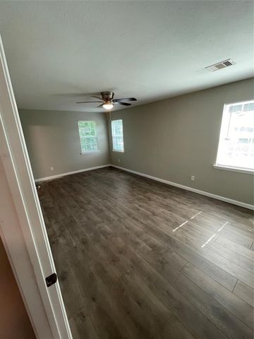 3211 Retta Street, Houston, TX 77026