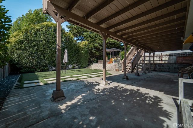 935 Regina Way, Pacifica, CA 94044