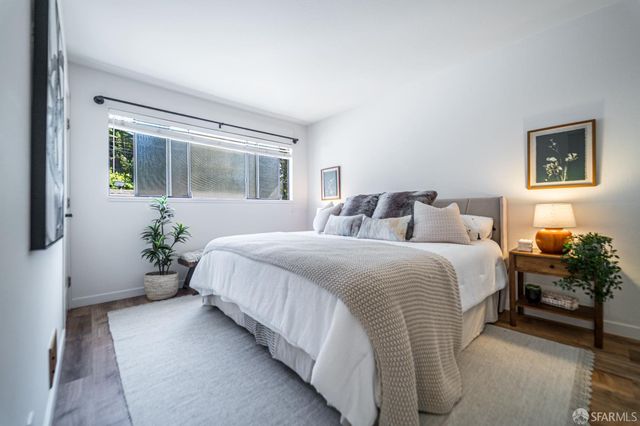 935 Regina Way, Pacifica, CA 94044