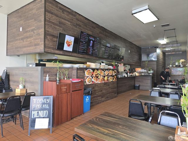 935 Regina Way, Pacifica, CA 94044