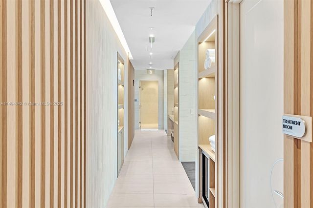 15701 Collins Ave 805, Sunny Isles Beach, FL 33160