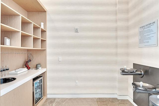 15701 Collins Ave 805, Sunny Isles Beach, FL 33160