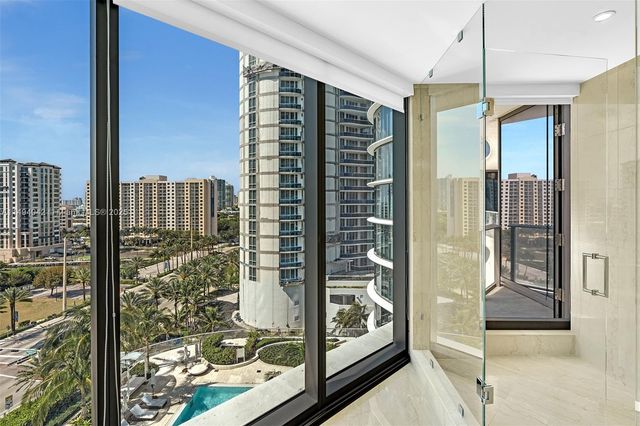 15701 Collins Ave 805, Sunny Isles Beach, FL 33160